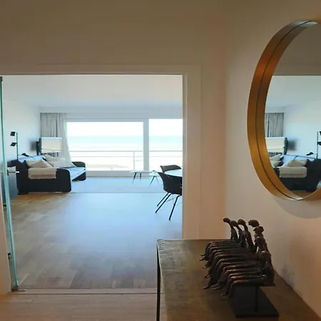 In Niewpoort Near The Seaside *